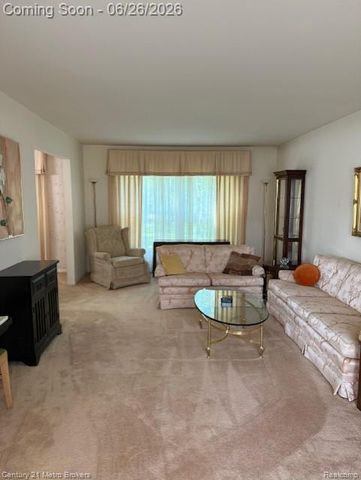 6096 Pebbleshire Drive, Grand Blanc, MI 48439
