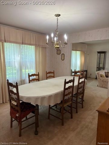 6096 Pebbleshire Drive, Grand Blanc, MI 48439