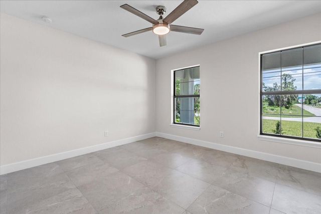 9065 FRUITLAND AVENUE, Englewood, FL 34224