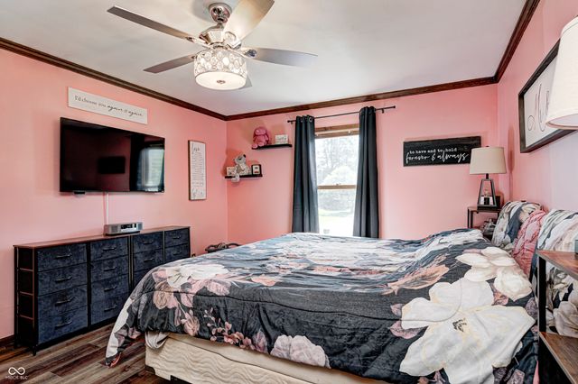 1325 Sherwood Drive, Greenfield, IN 46140