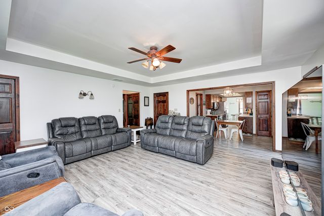 1325 Sherwood Drive, Greenfield, IN 46140