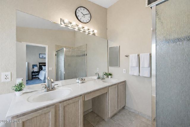 20025 N 2ND Avenue, Phoenix, AZ 85027