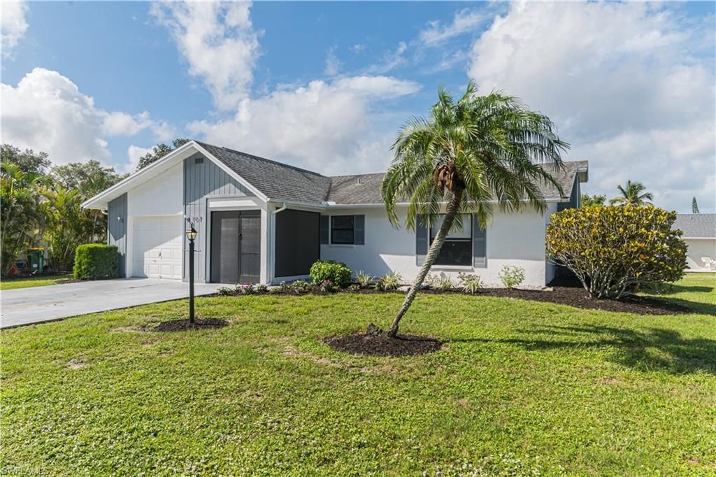 107 Blue Ridge DR 21, NAPLES, FL 34112 — exterior