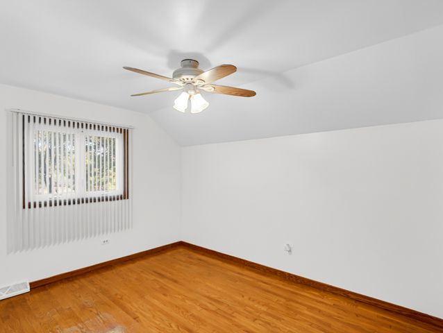 3317 E Buried Oak Drive, Crete, IL 60417