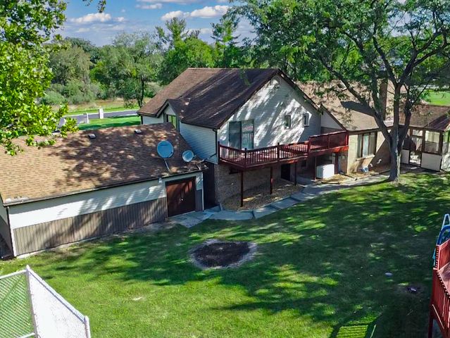 3317 E Buried Oak Drive, Crete, IL 60417