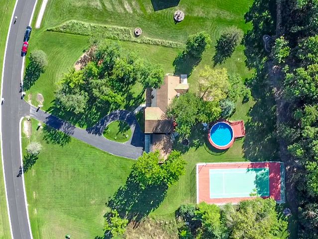 3317 E Buried Oak Drive, Crete, IL 60417