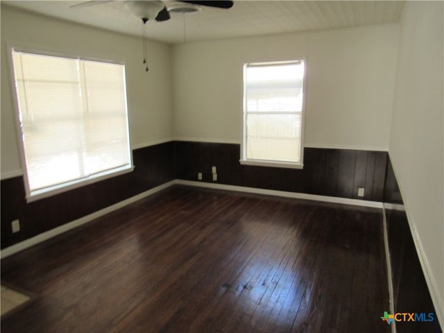 1325 S 17th Street, Temple, TX 76504