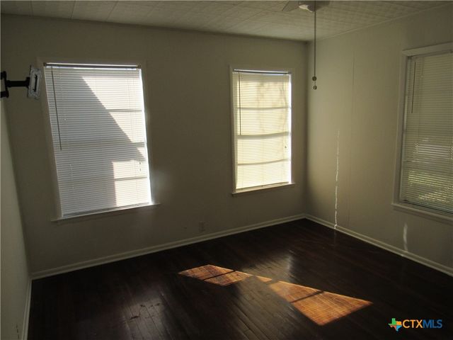 1325 S 17th Street, Temple, TX 76504