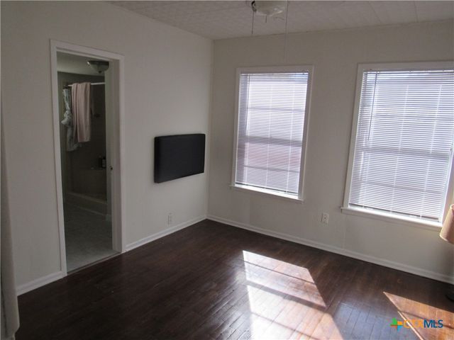 1325 S 17th Street, Temple, TX 76504