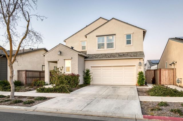 773 Robert Avenue, Madera, CA 93636