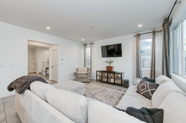 773 Robert Avenue, Madera, CA 93636