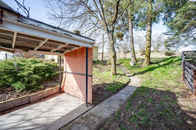 952 Carothers Rd, Pullman, WA 99163