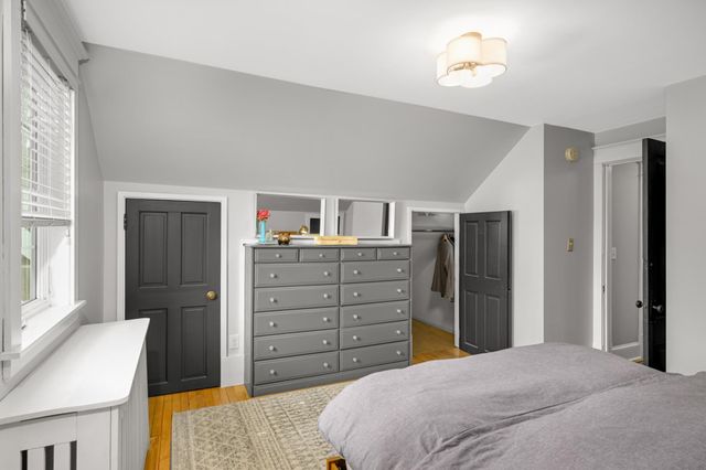 1666 Hubbard Avenue, Saint Paul, MN 55104