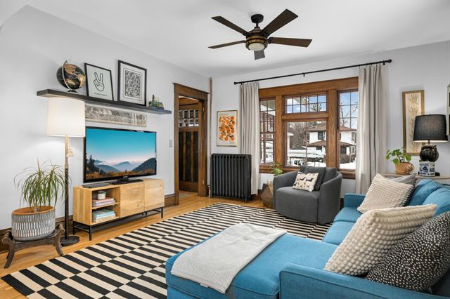 1666 Hubbard Avenue, Saint Paul, MN 55104