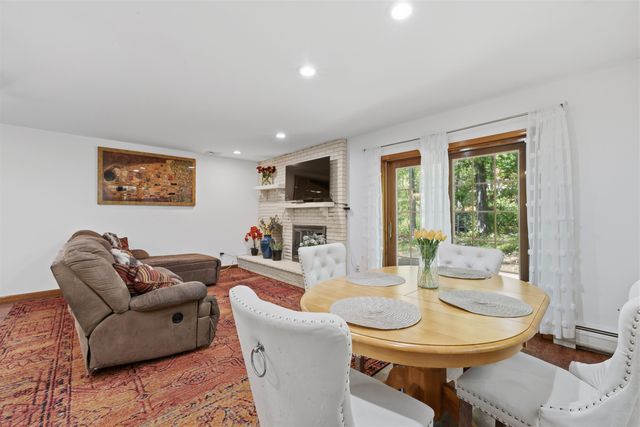 2 CAROL RD, Kinnelon Borough, NJ 07340