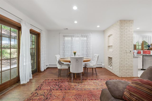 2 CAROL RD, Kinnelon Borough, NJ 07340