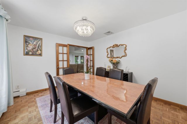 2 CAROL RD, Kinnelon Borough, NJ 07340