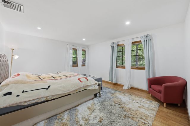 2 CAROL RD, Kinnelon Borough, NJ 07340
