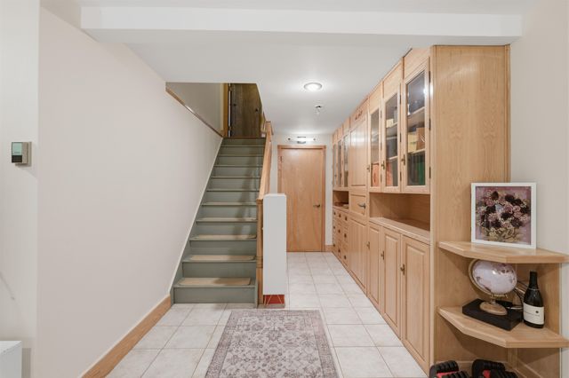 2 CAROL RD, Kinnelon Borough, NJ 07340