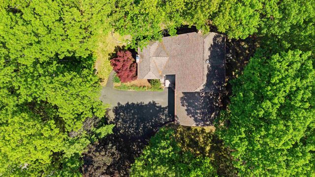 2 CAROL RD, Kinnelon Borough, NJ 07340