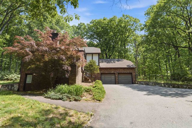 2 CAROL RD, Kinnelon Borough, NJ 07340