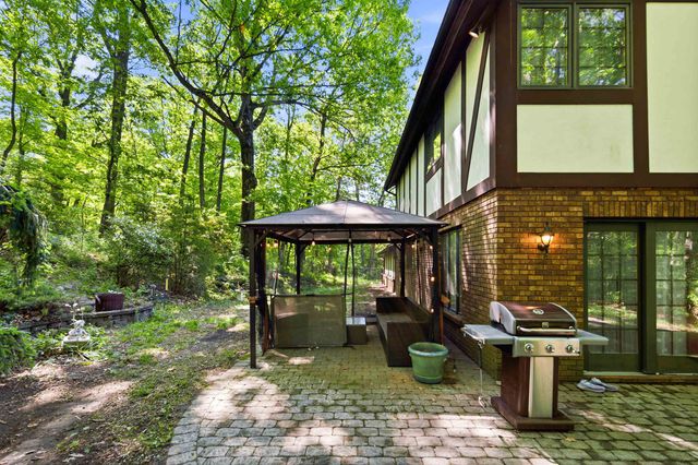 2 CAROL RD, Kinnelon Borough, NJ 07340
