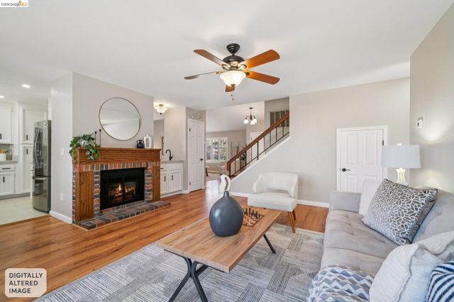 211 Meadowlark Way, Hercules, CA 94547