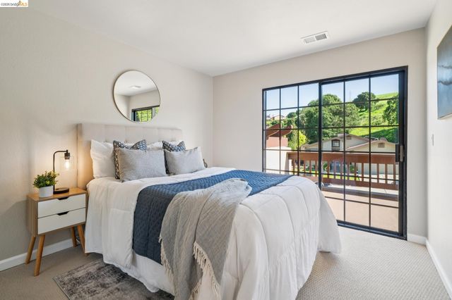 211 Meadowlark Way, Hercules, CA 94547