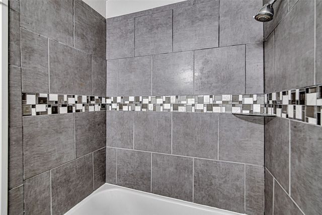 502 Circleview Drive, Mansfield, TX 76063