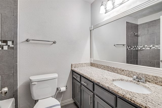 502 Circleview Drive, Mansfield, TX 76063