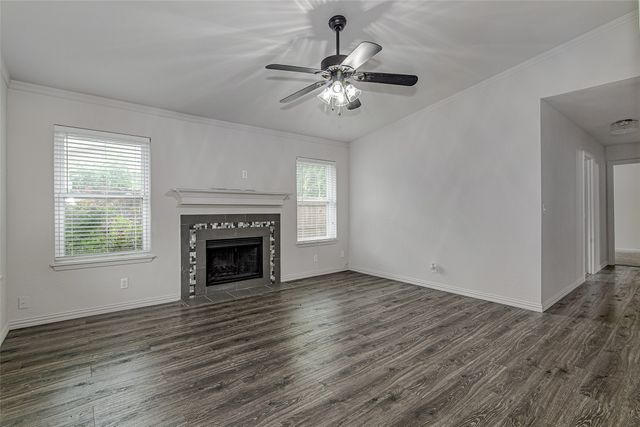 502 Circleview Drive, Mansfield, TX 76063