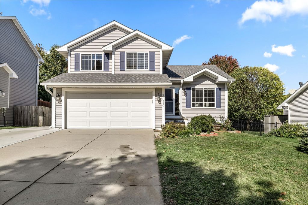 3010 E Diehl Avenue, Des Moines, IA 50320