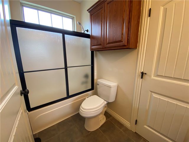 656 Foothills Drive, Fayetteville, AR 72701