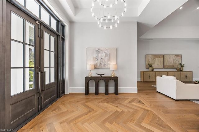 375 Bow Line DR, Naples, FL 34103