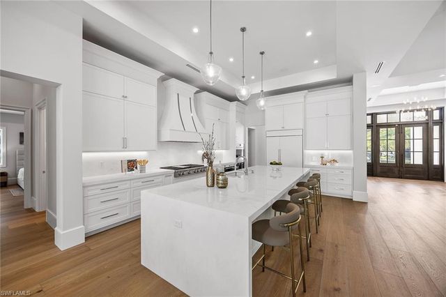 375 Bow Line DR, Naples, FL 34103