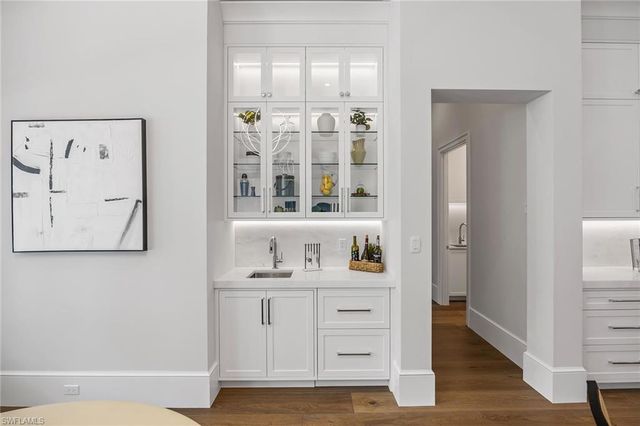 375 Bow Line DR, Naples, FL 34103