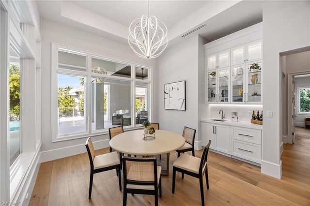 375 Bow Line DR, Naples, FL 34103