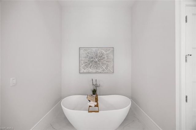 375 Bow Line DR, Naples, FL 34103