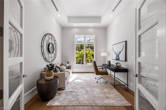 375 Bow Line DR, Naples, FL 34103