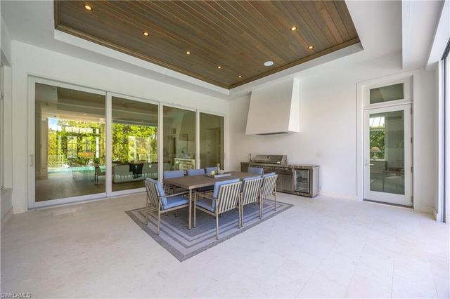 375 Bow Line DR, Naples, FL 34103