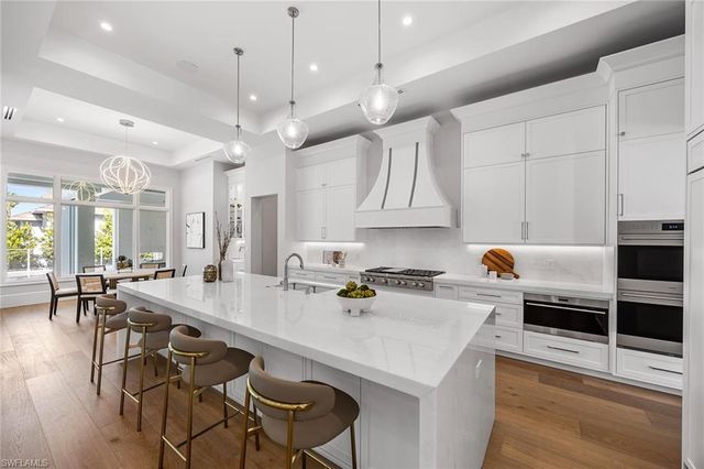 375 Bow Line DR, Naples, FL 34103