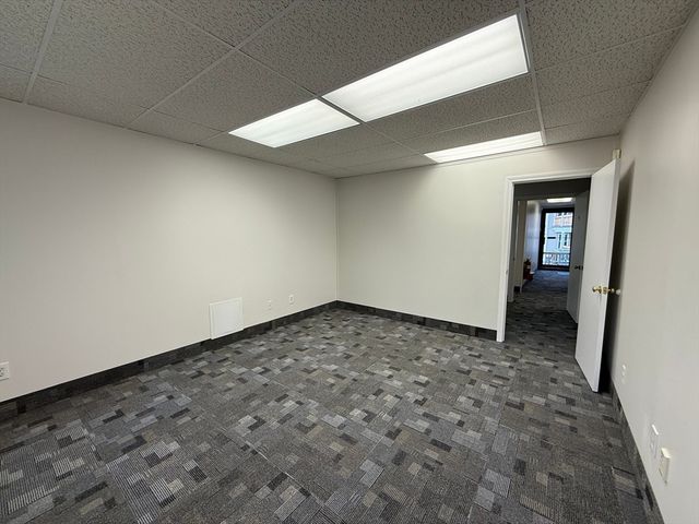 625 Chandler Street 2, Worcester, MA 01602