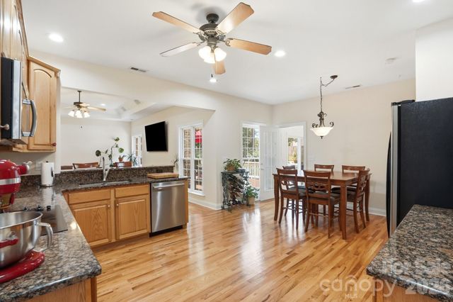 4342 Harbor Watch Drive, Denver, NC 28037