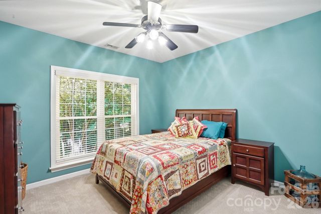 4342 Harbor Watch Drive, Denver, NC 28037