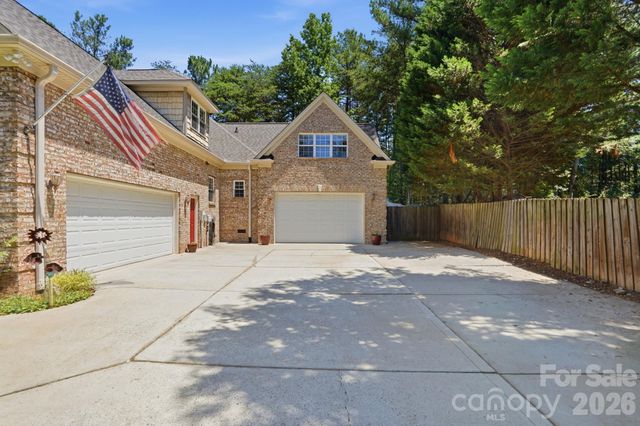 4342 Harbor Watch Drive, Denver, NC 28037