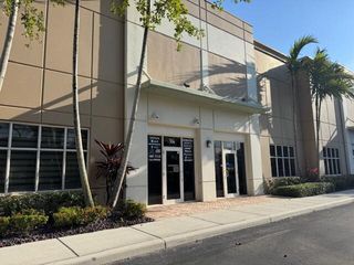 999 Stinson Way 306, West Palm Beach, FL 33411