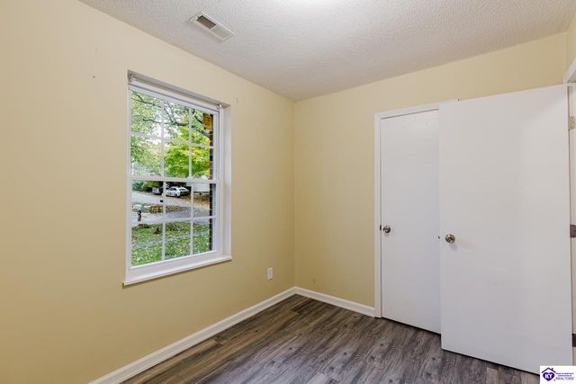 150 Airview Drive, Elizabethtown, KY 42701