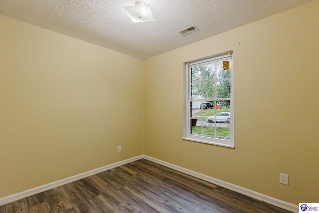 150 Airview Drive, Elizabethtown, KY 42701