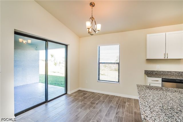 911 NE 9th ST, Cape Coral, FL 33909