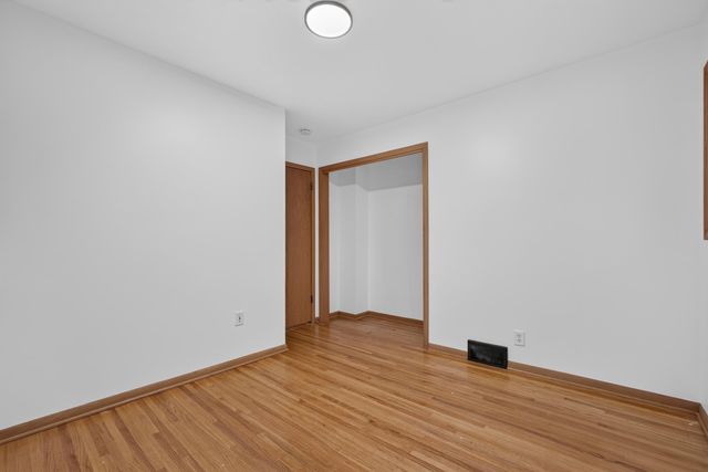 6231 France Avenue N, Brooklyn Center, MN 55429
